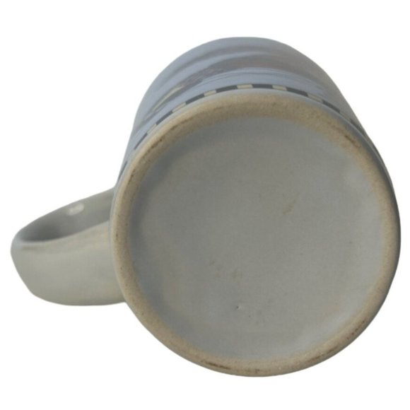 Santa Claus Ice Skating Under the Moon and Stars Tall Mug Coffee Tea VERY GOOD - Picture 4 of 5